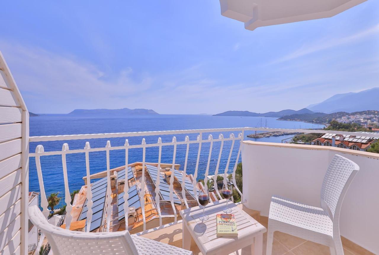 Double or Twin Room Sea View