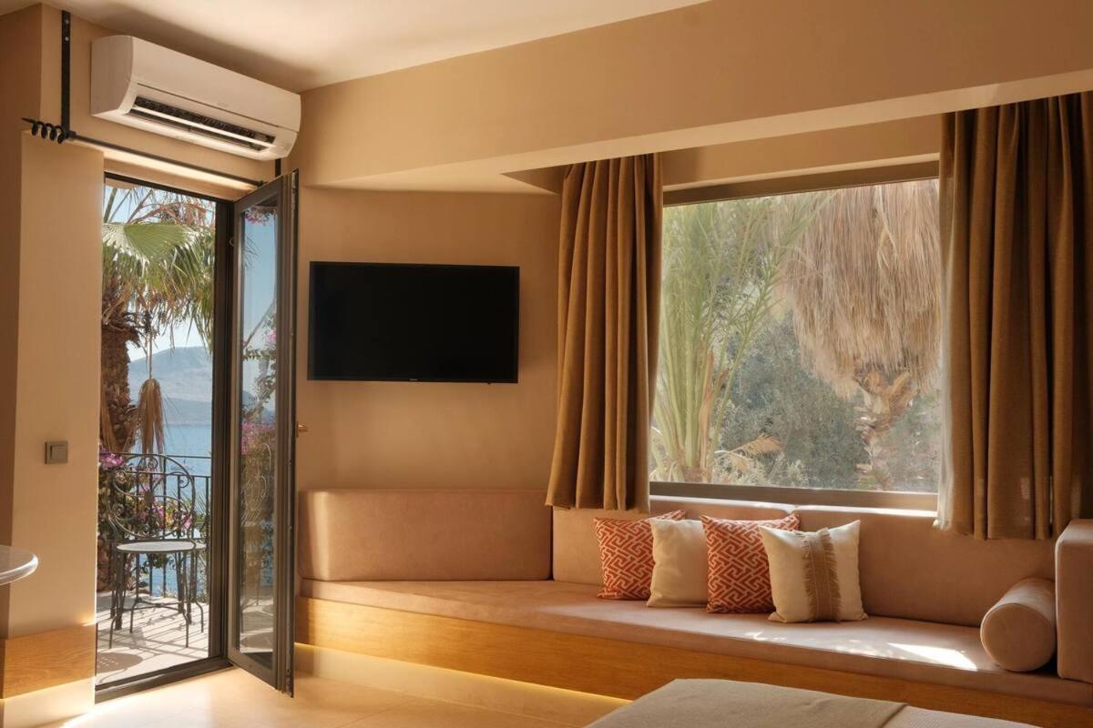 Deluxe Doppelzimmer mit seitlichem Meerblick